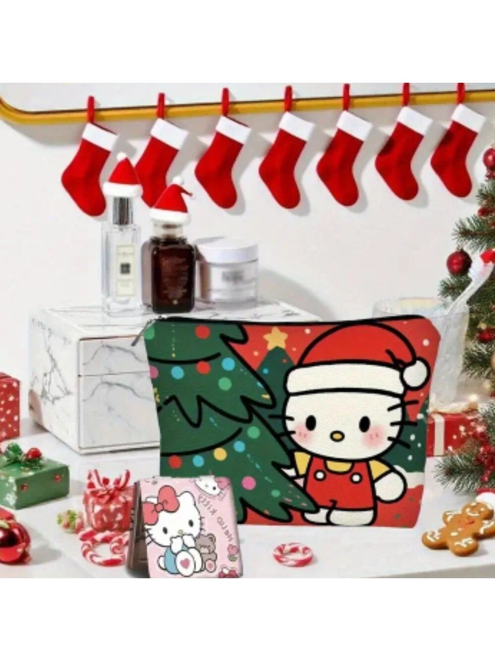 Sanrio Hello Kitty Christmas Cosmetic Bag - Red and Green - Picture 4 of 4